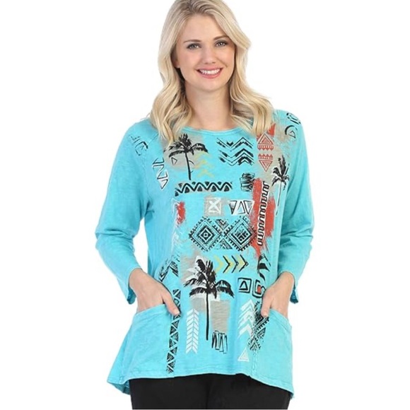 Jess & Jane Tops - Jess & Jane Women's Blue Graphic Top Tunic Side Pockets Size XL Relax Fit Casual